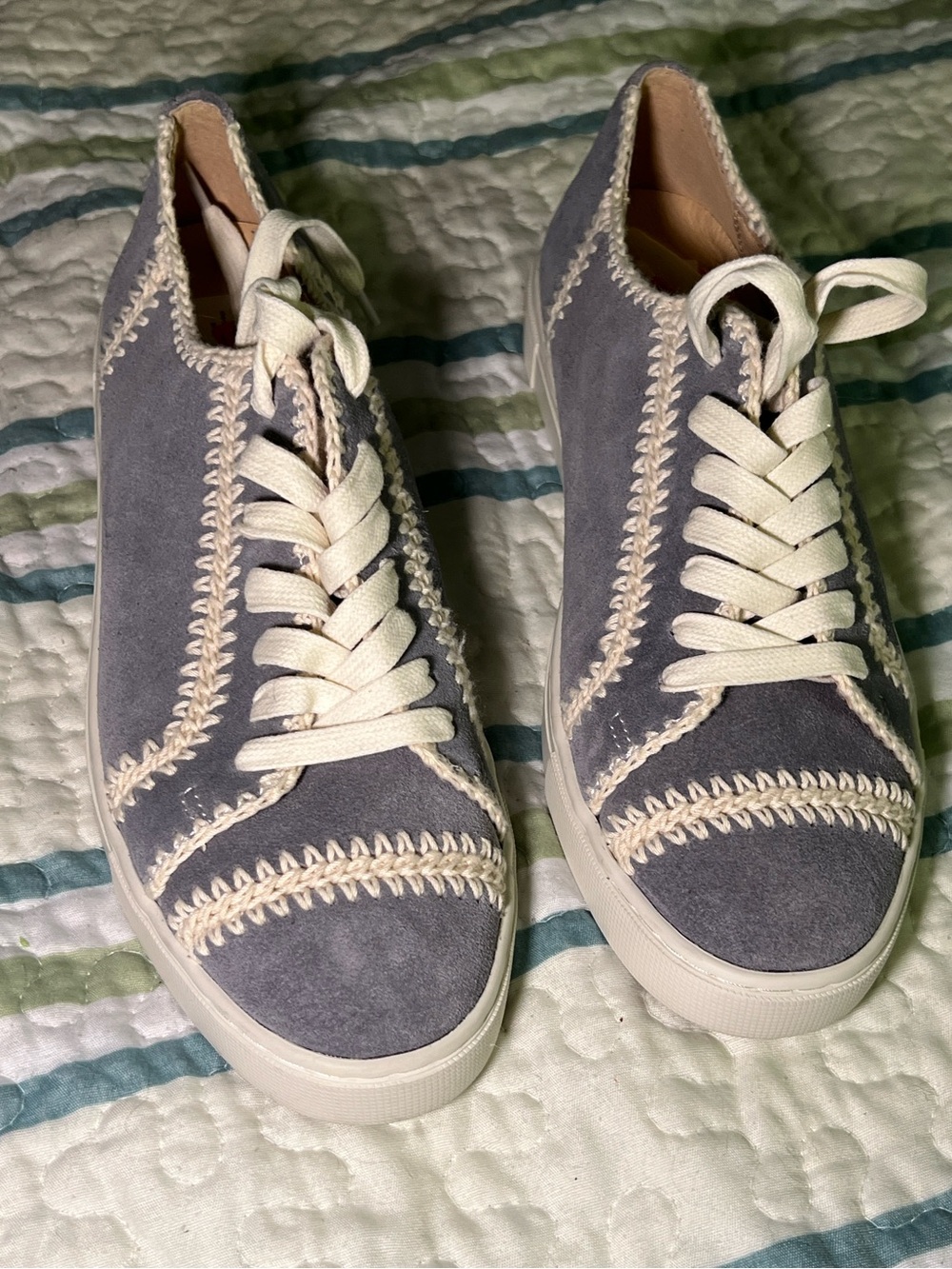 Frye Ivy “Crochet” Low Lace Women's Sneakers in Blue Ash NEVER WORN